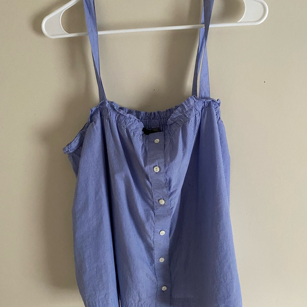 Cute top!